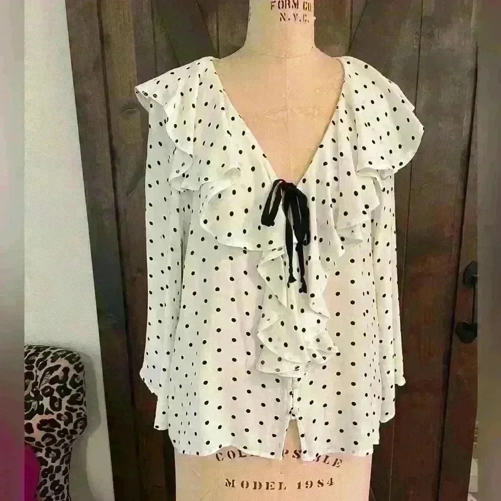 Buffalo Ruffled Blouse Blk & Wht Polka Dot Blouse. Size S/P